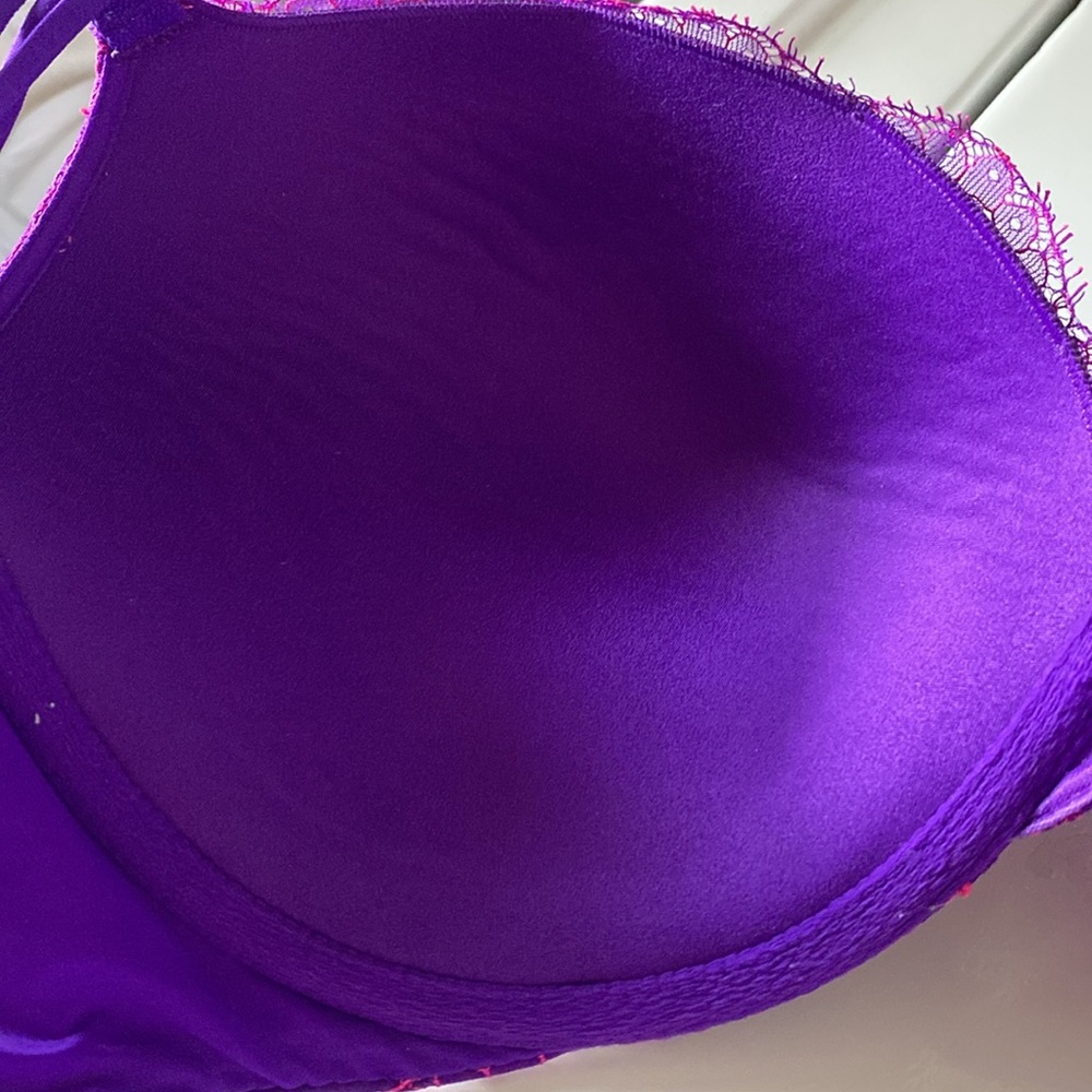 Victoria secret push up bra - Picture 4 of 5